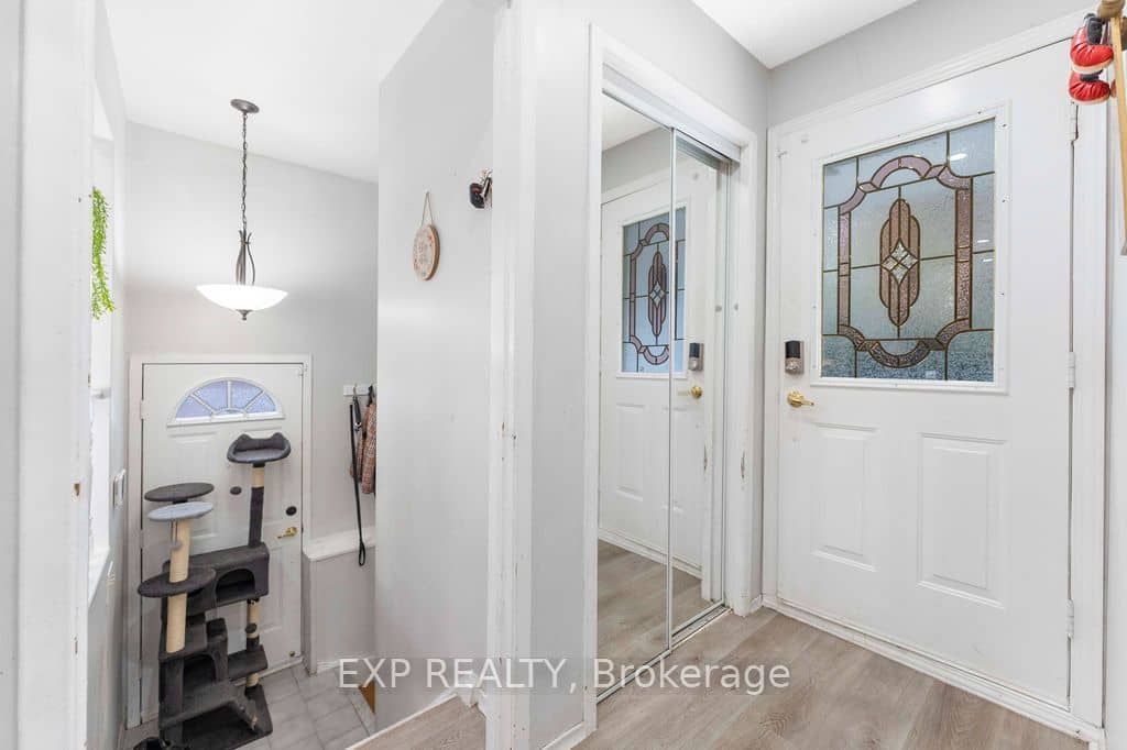 167 Sinclair Avenue, Oshawa, ON L1J 1W1