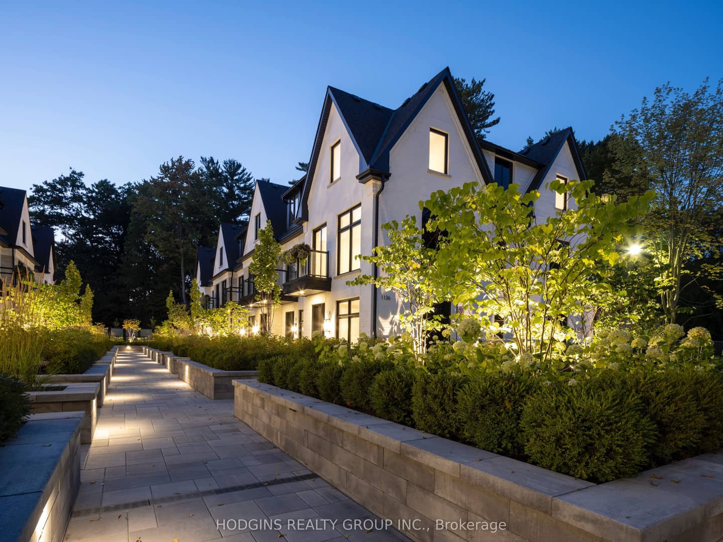 1136 Mona Road 4, Mississauga, ON L5G 0C8