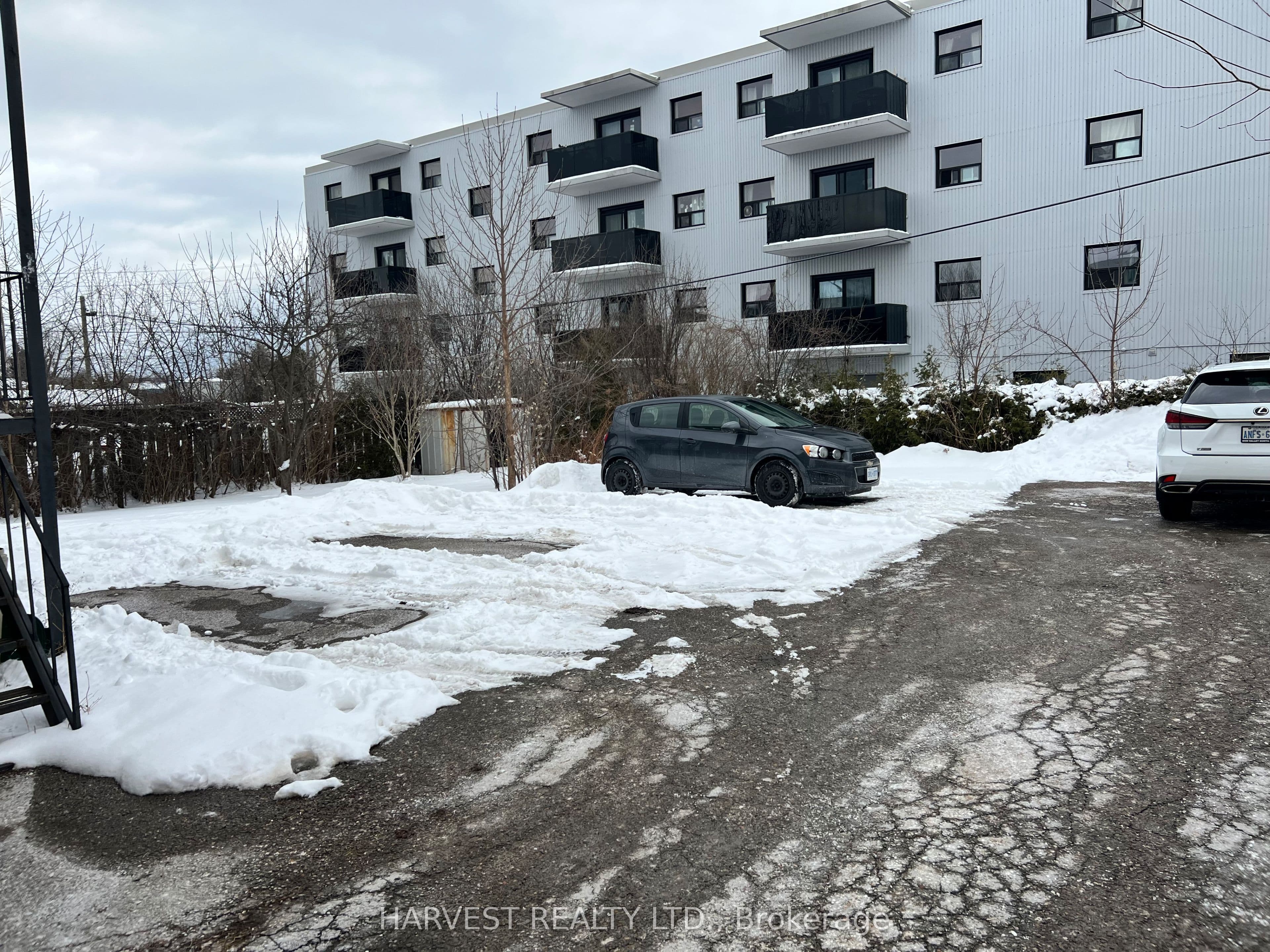 337 Frontenac Avenue, Oshawa, ON L1J 2A7