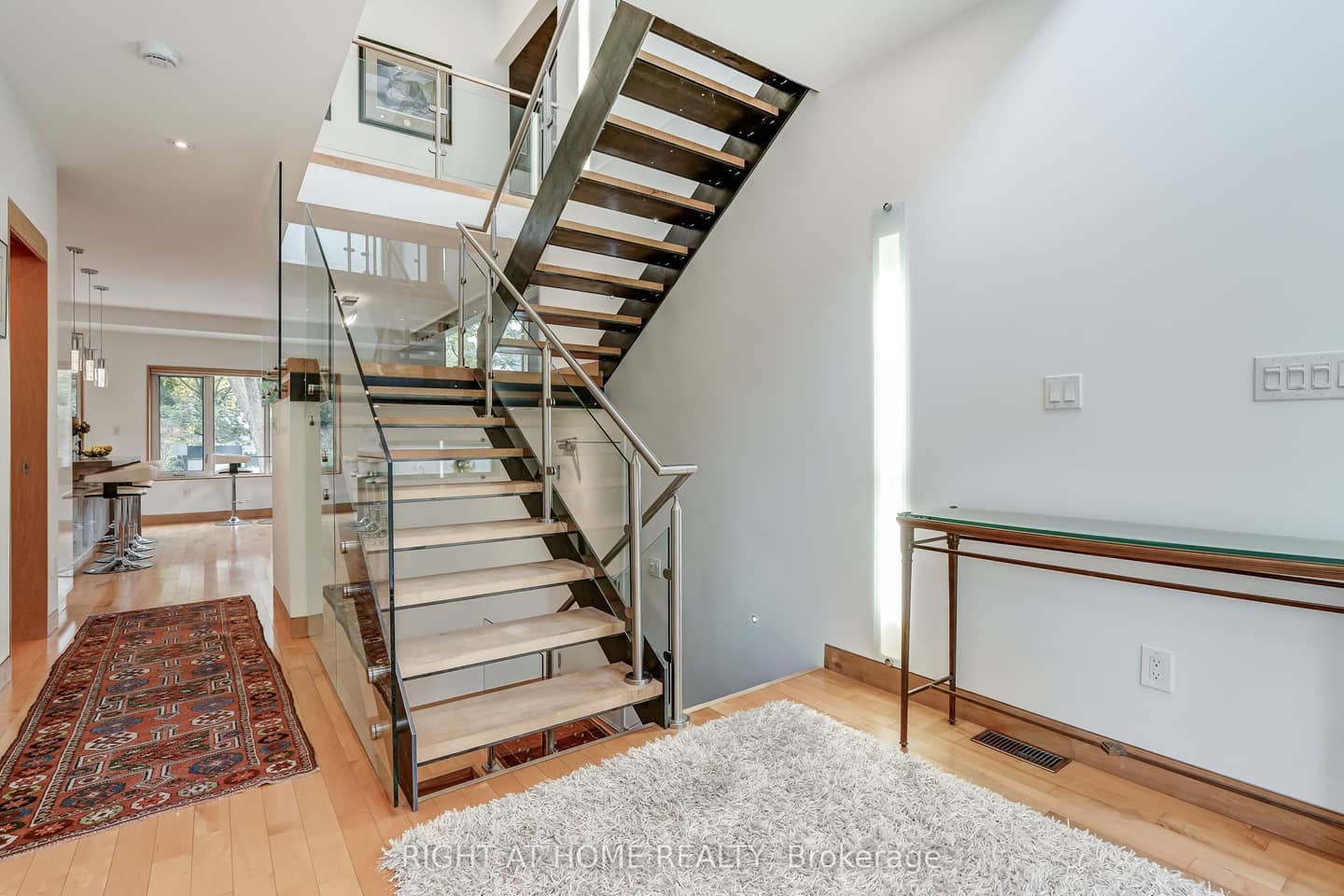 17 Ashfield Drive, Toronto, ON M9C 4T4