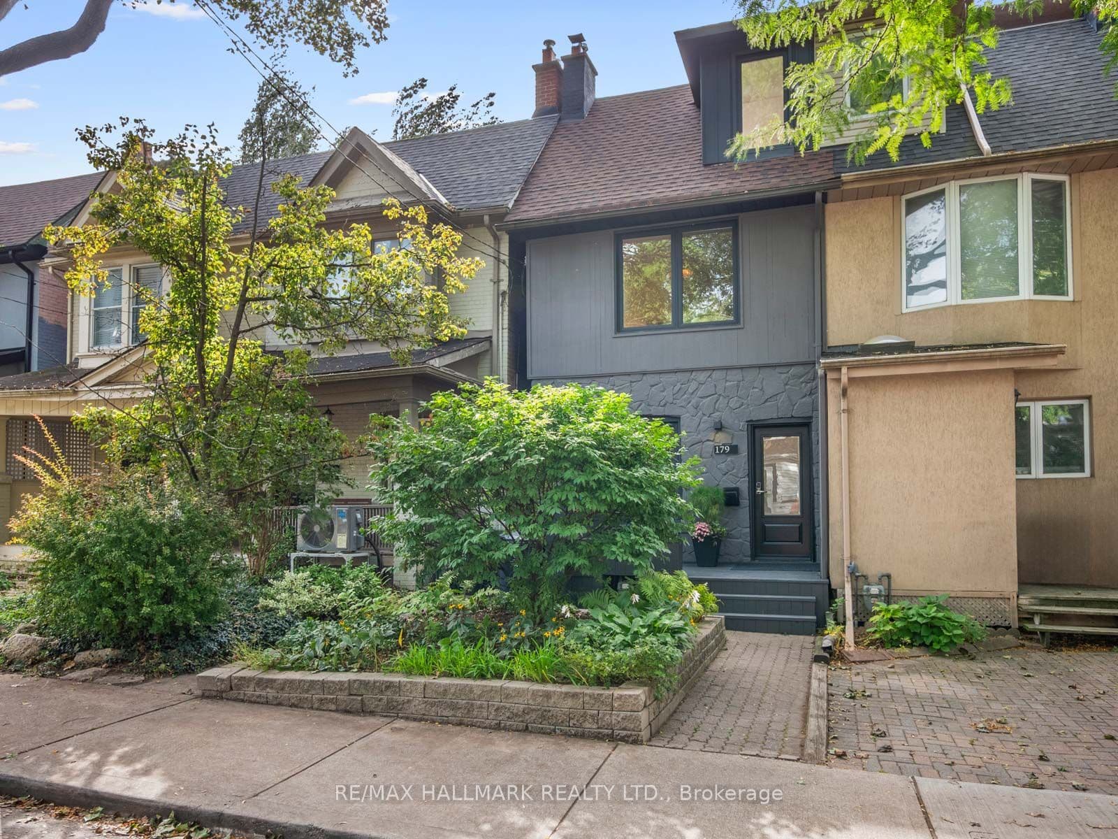 179 Riverdale Avenue, Toronto, ON M4K 1C4