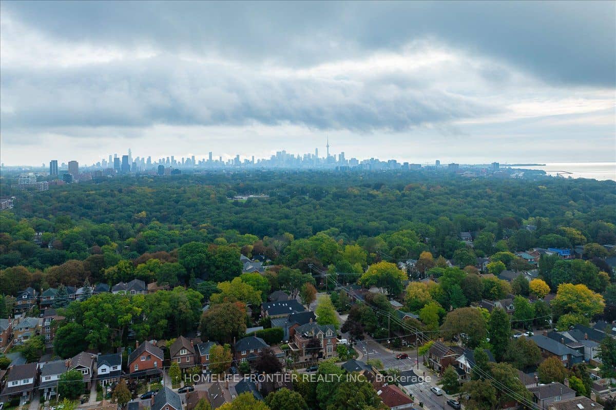 345 Windermere Avenue, Toronto, ON M6S 3L1