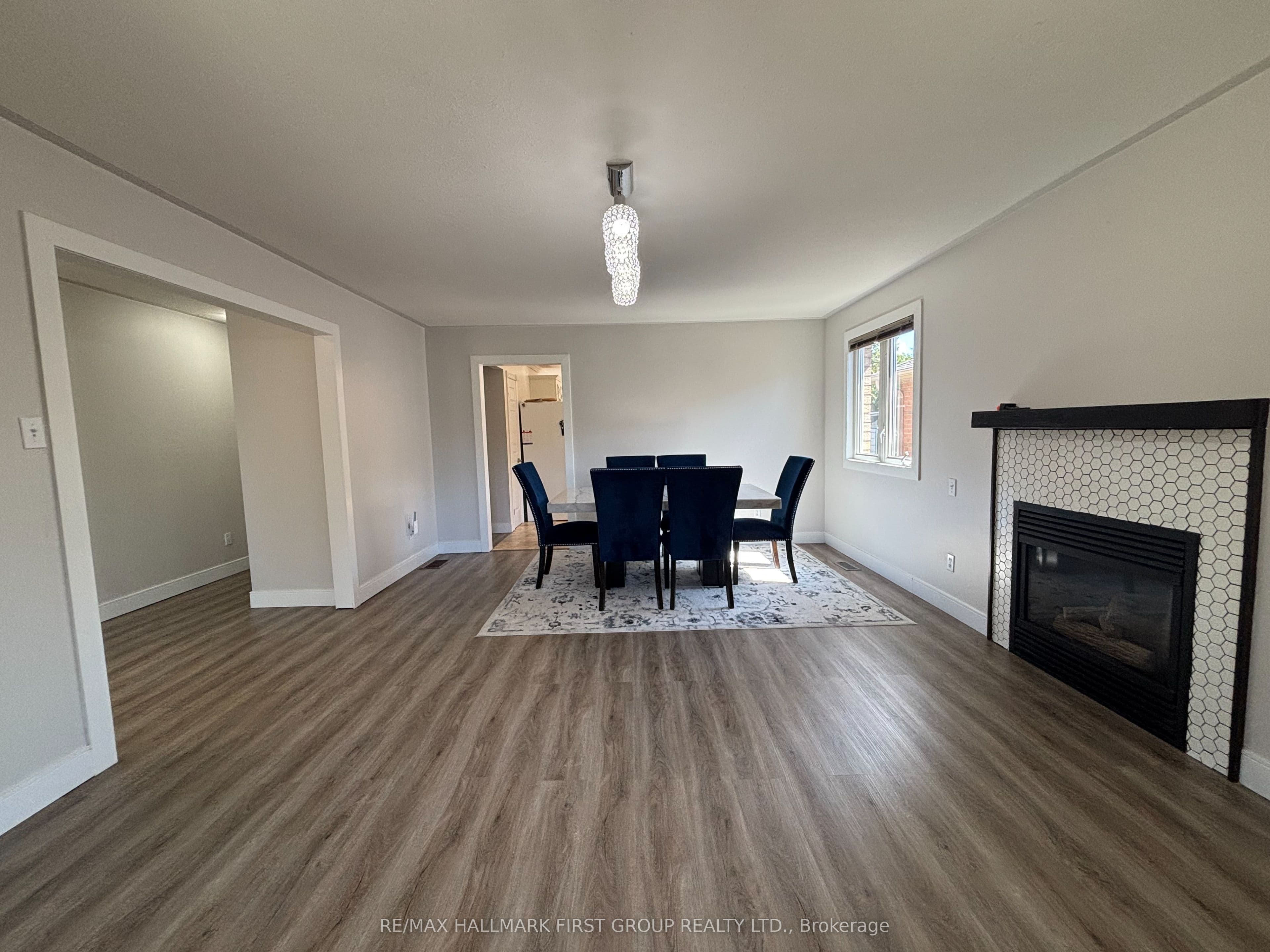 640 Pinewood Drive #Upper, Peterborough, ON K9K 1L2