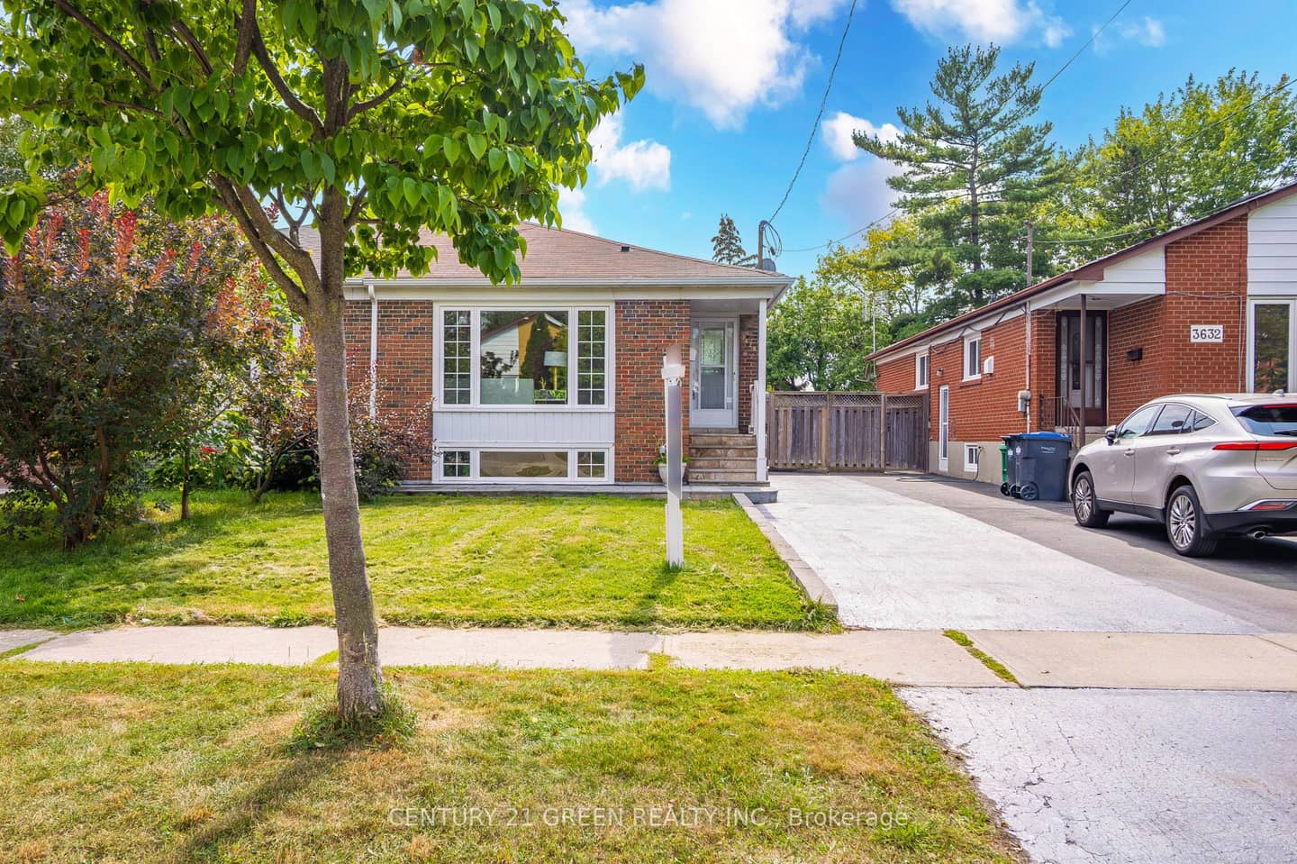 3628 Anniversary Road, Mississauga, ON L5C 2G1