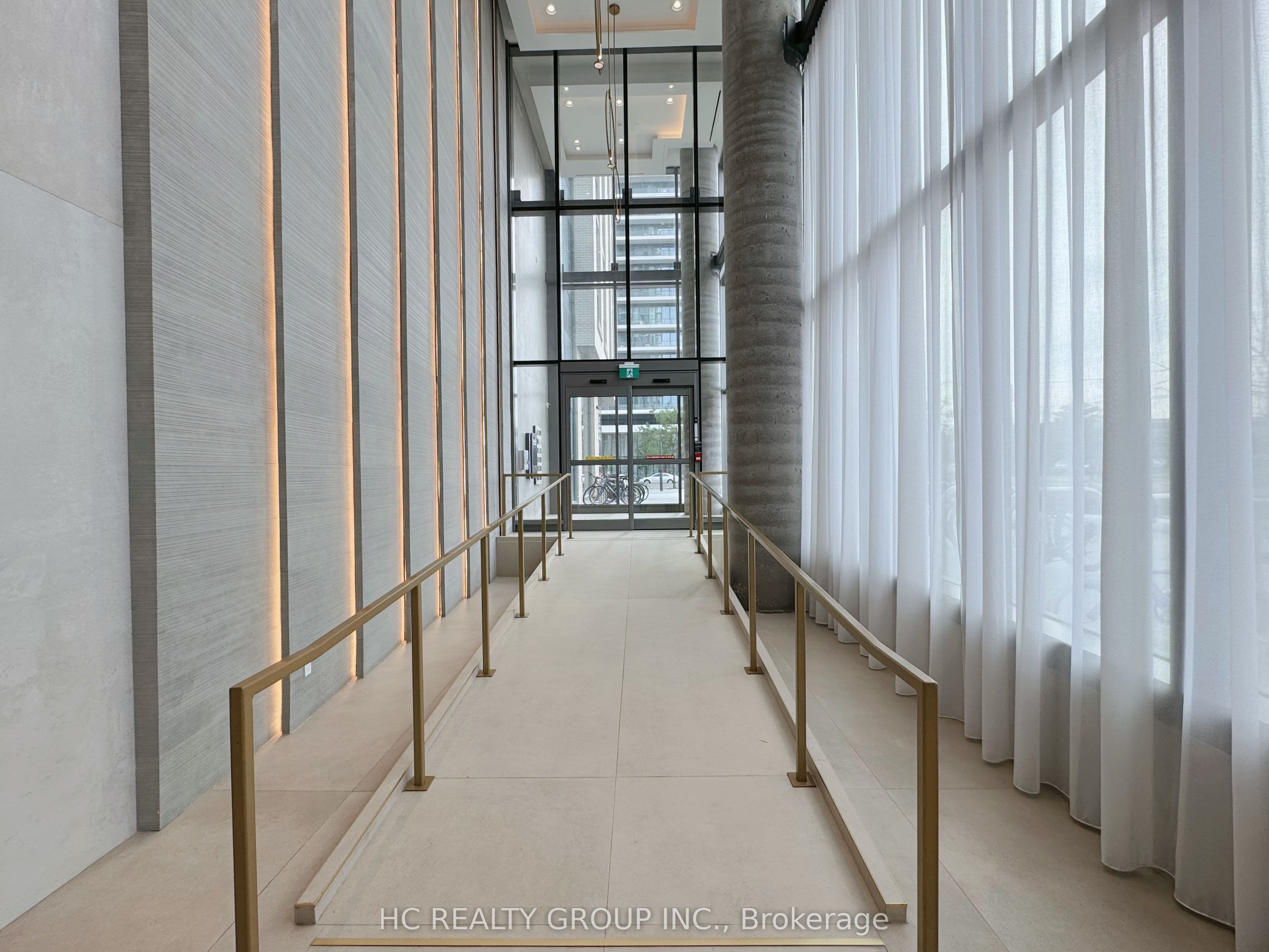 1000 Portage Parkway 2103, Vaughan, ON L4K 0L1