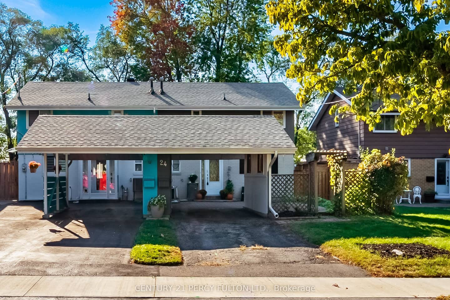 24 Dogwood Crescent, Toronto, ON M1P 3N6