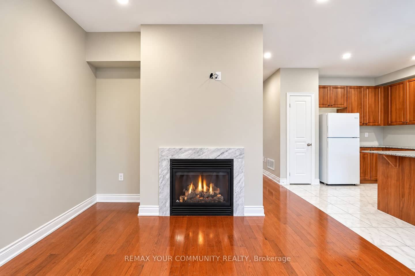 131 KILLINGTON Avenue, Vaughan, ON L4H 3Z6