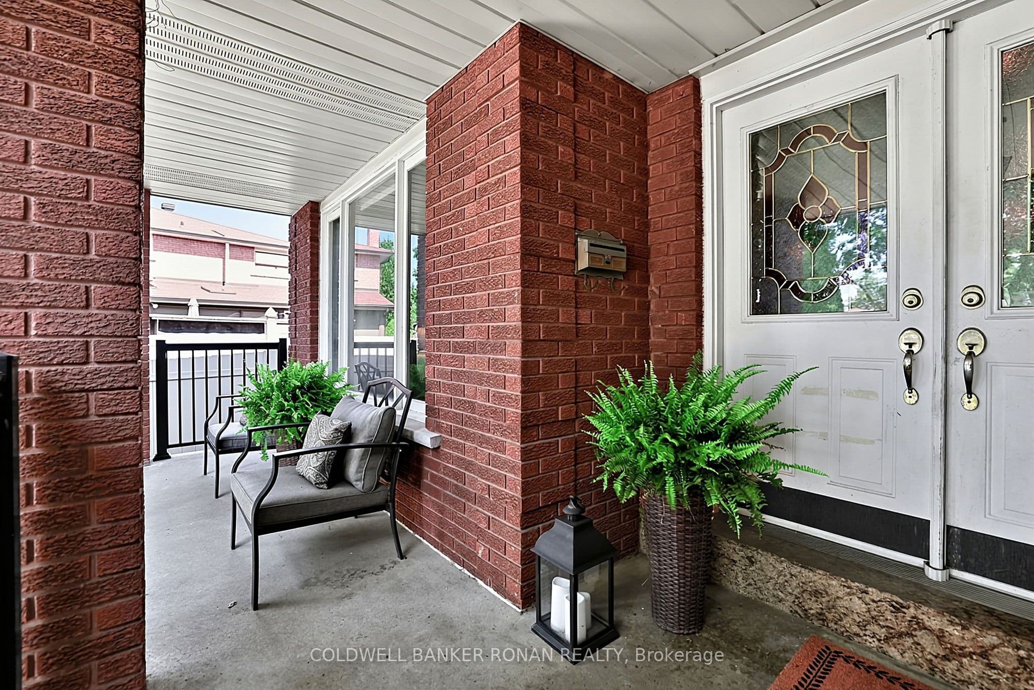 33 Marevan Place, Vaughan, ON L4L 3H7