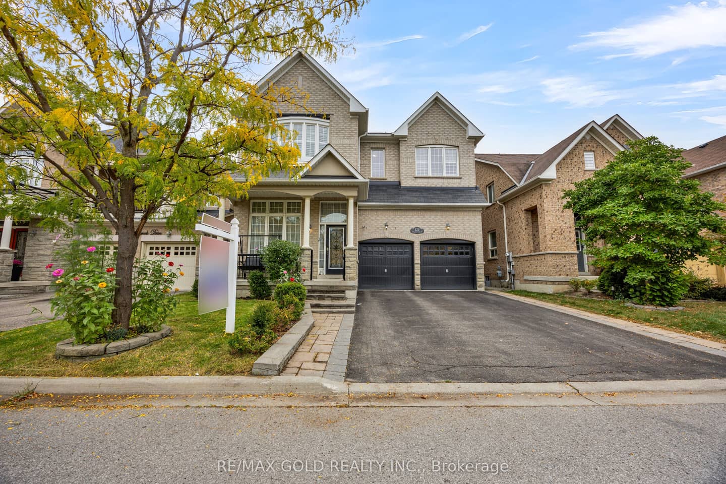 120 Watsonbrook Drive, Brampton, ON L6R 0R4