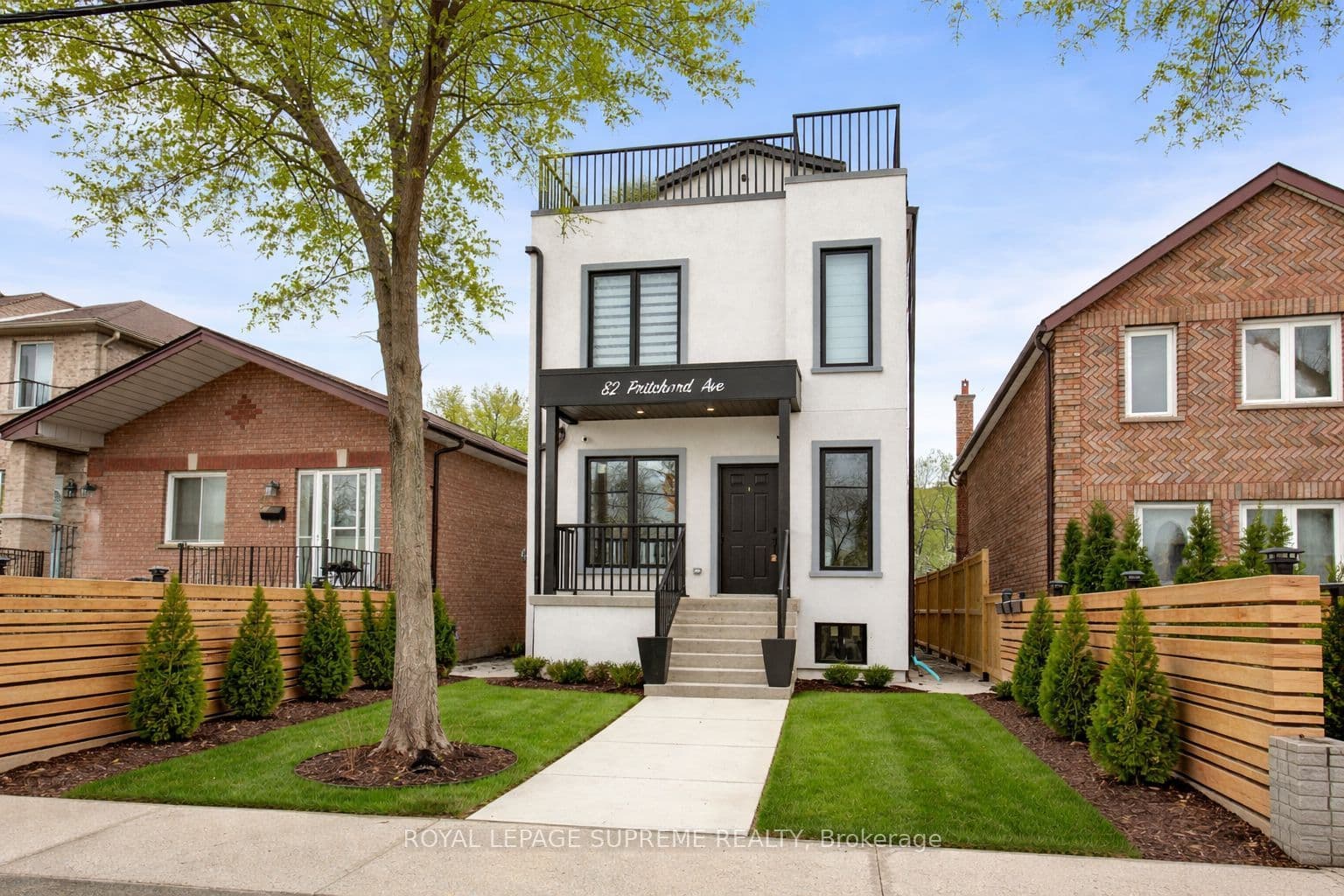 82 Pritchard Avenue, Toronto, ON M6N 1T3