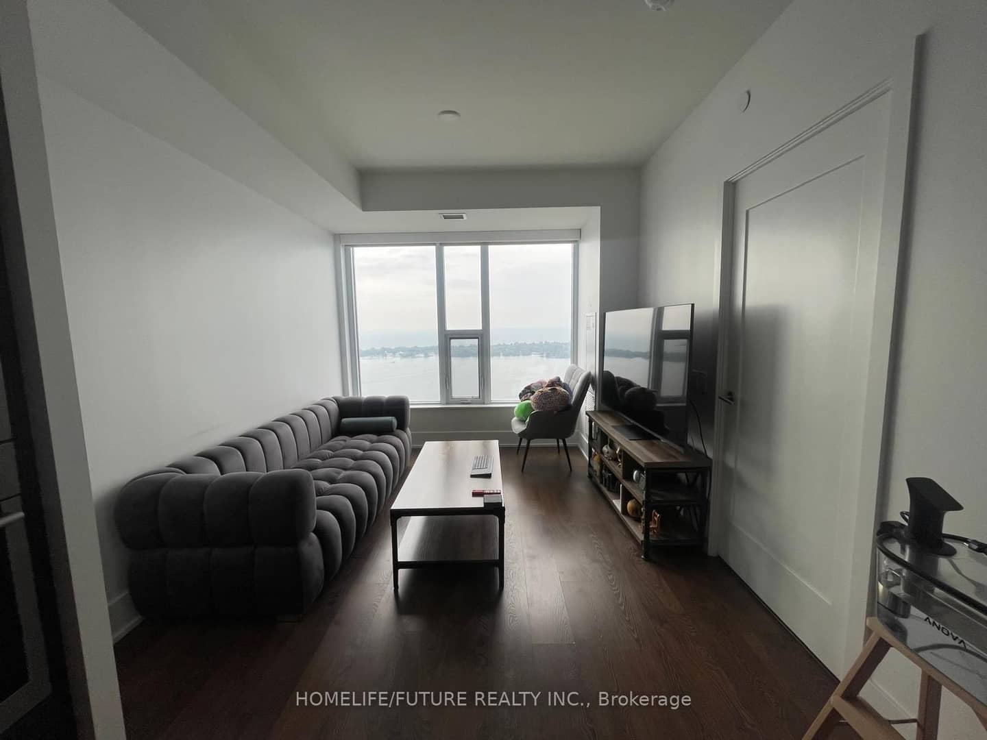 10 York Street 5307, Toronto, ON M5J 0E1