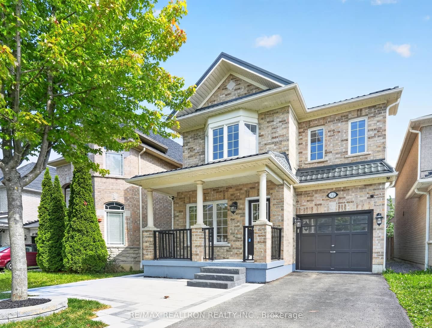 32 Whitlock Crescent, Ajax, ON L1Z 2B2