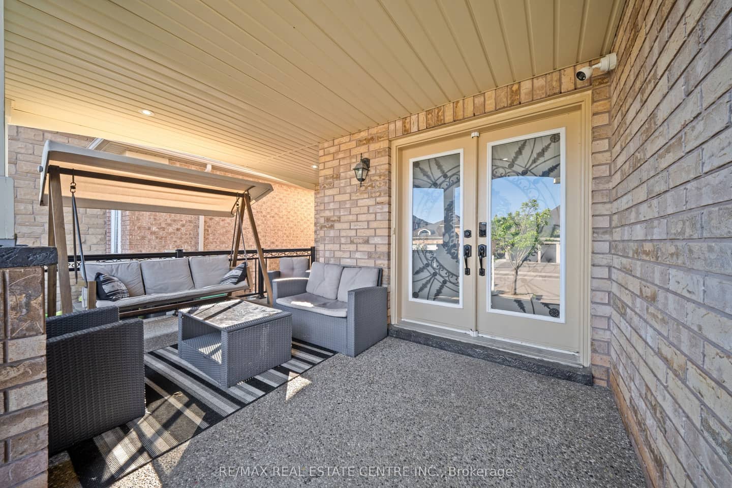 10 Midvale Road, Brampton, ON L7A 2N1