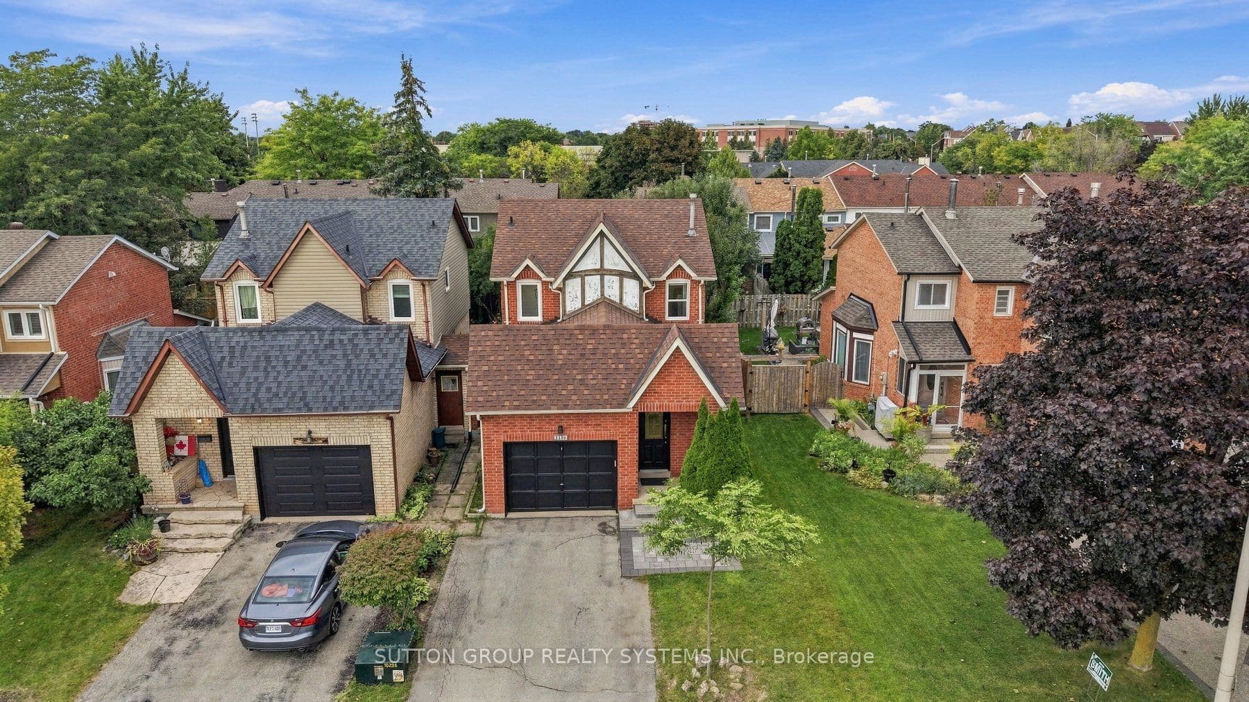 2250 Munn's Avenue, Oakville, ON L6H 3M8