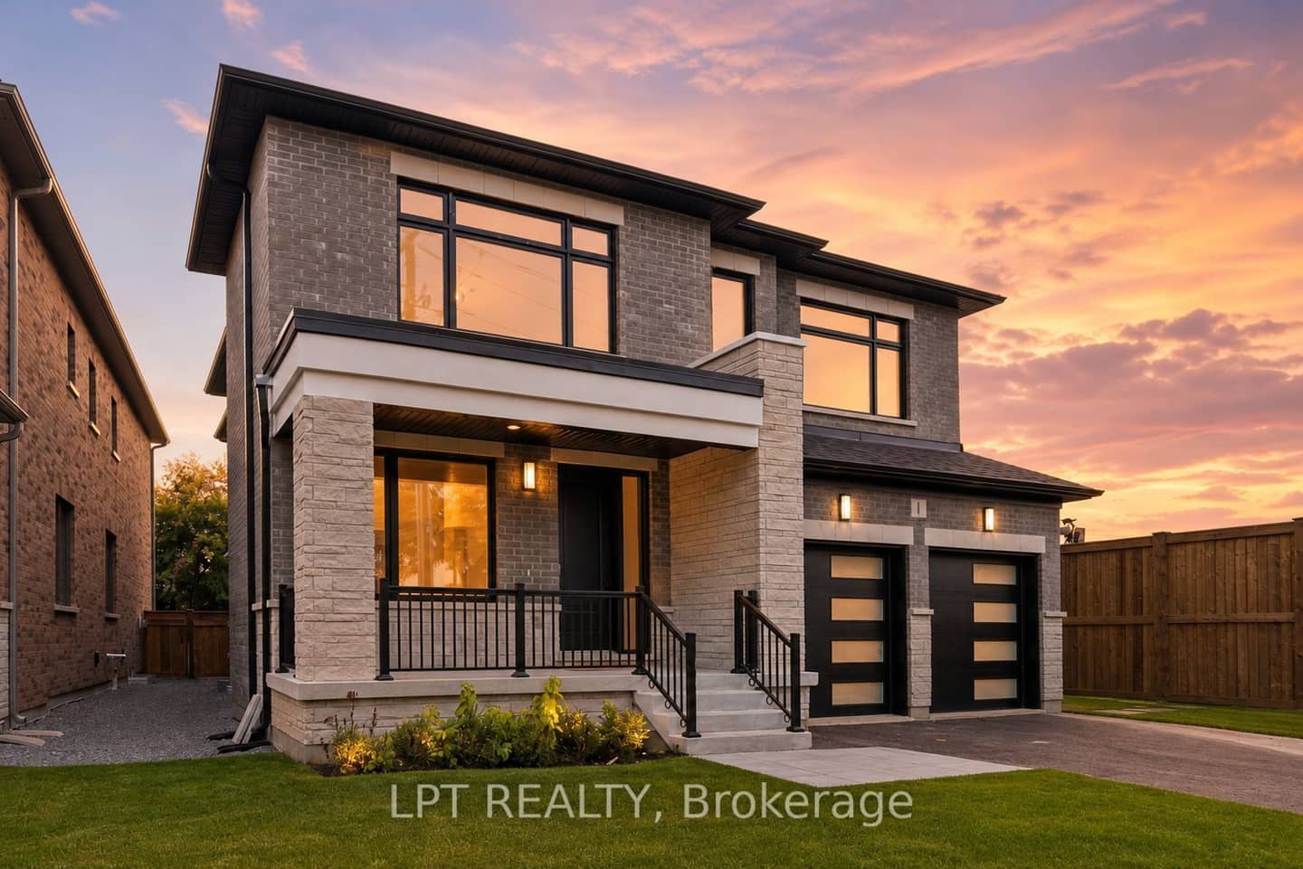 1 Richmond Park Drive, Georgina, ON L4P 0H2