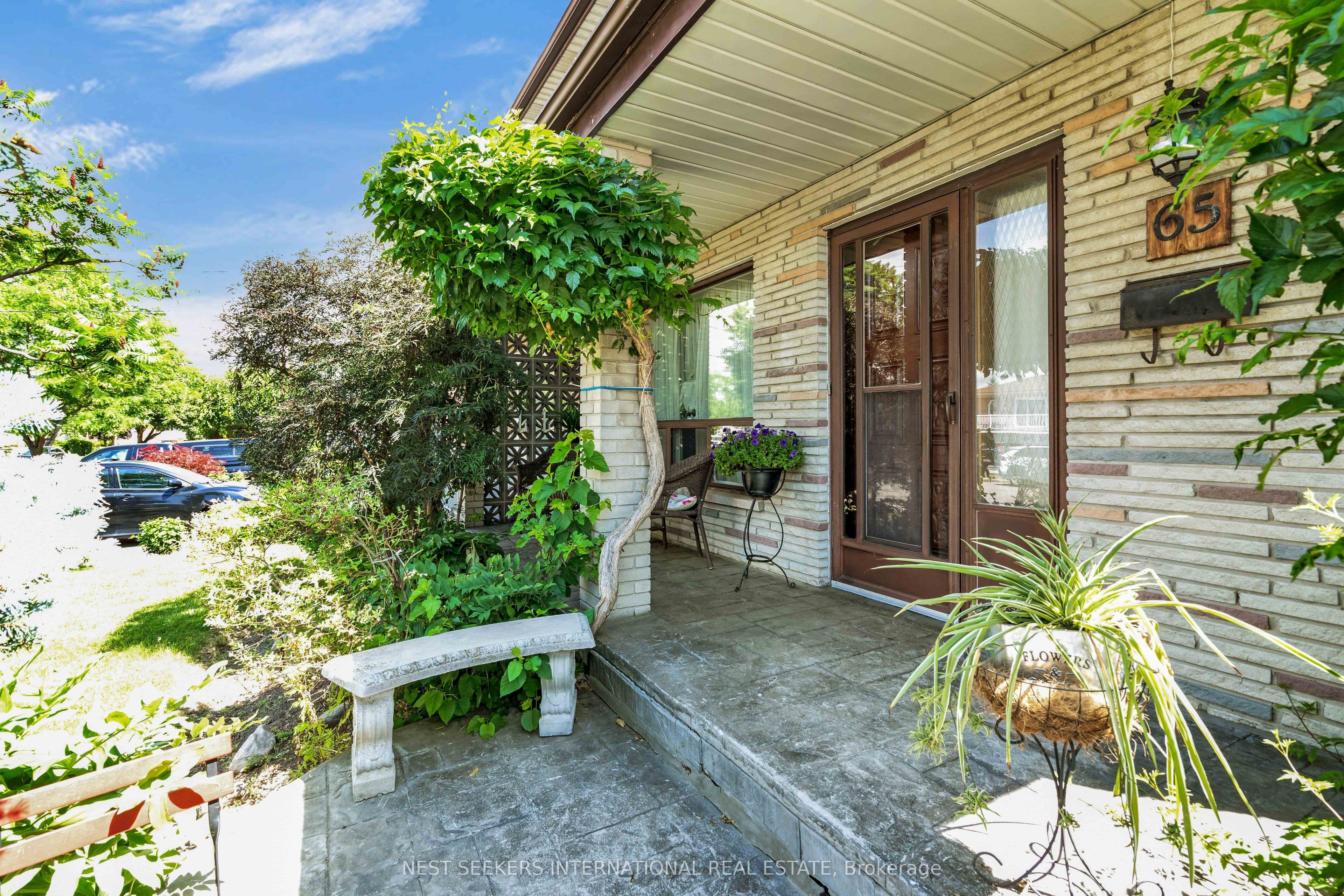 65 Orchardcroft Crescent, Toronto, ON M3J 1S7