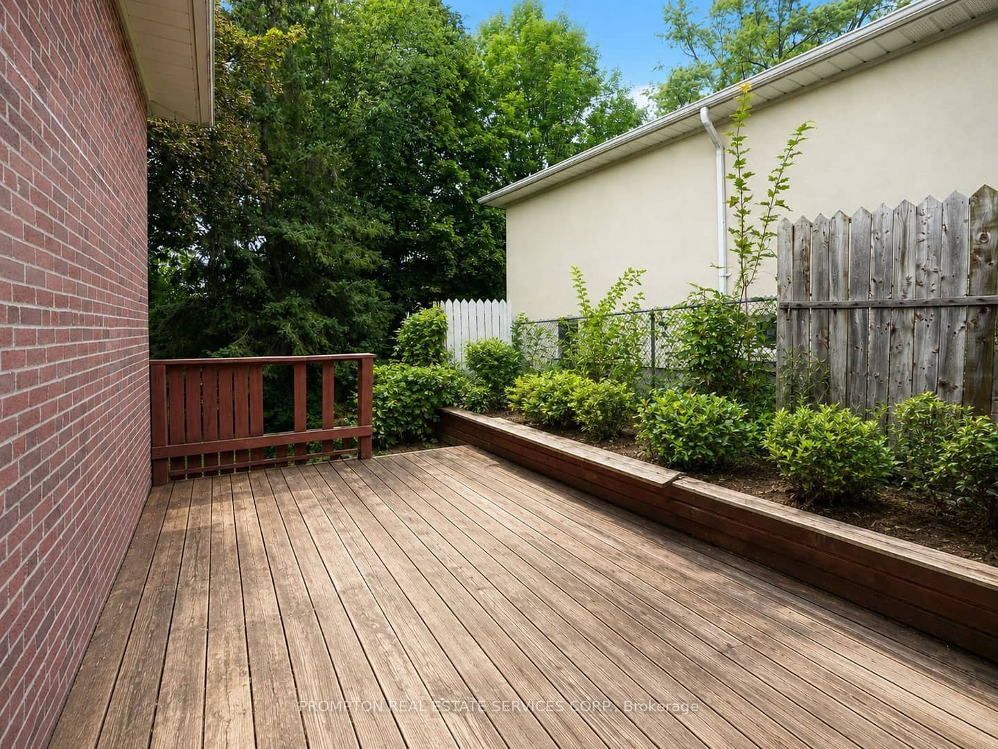 25 Lehar Crescent, Toronto, ON M2H 1J4