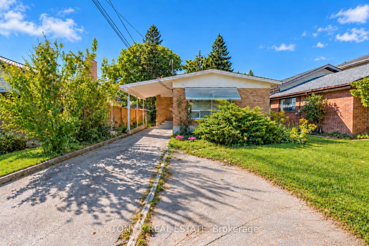102 Haileybury Drive, Toronto, ON M1K 4X5