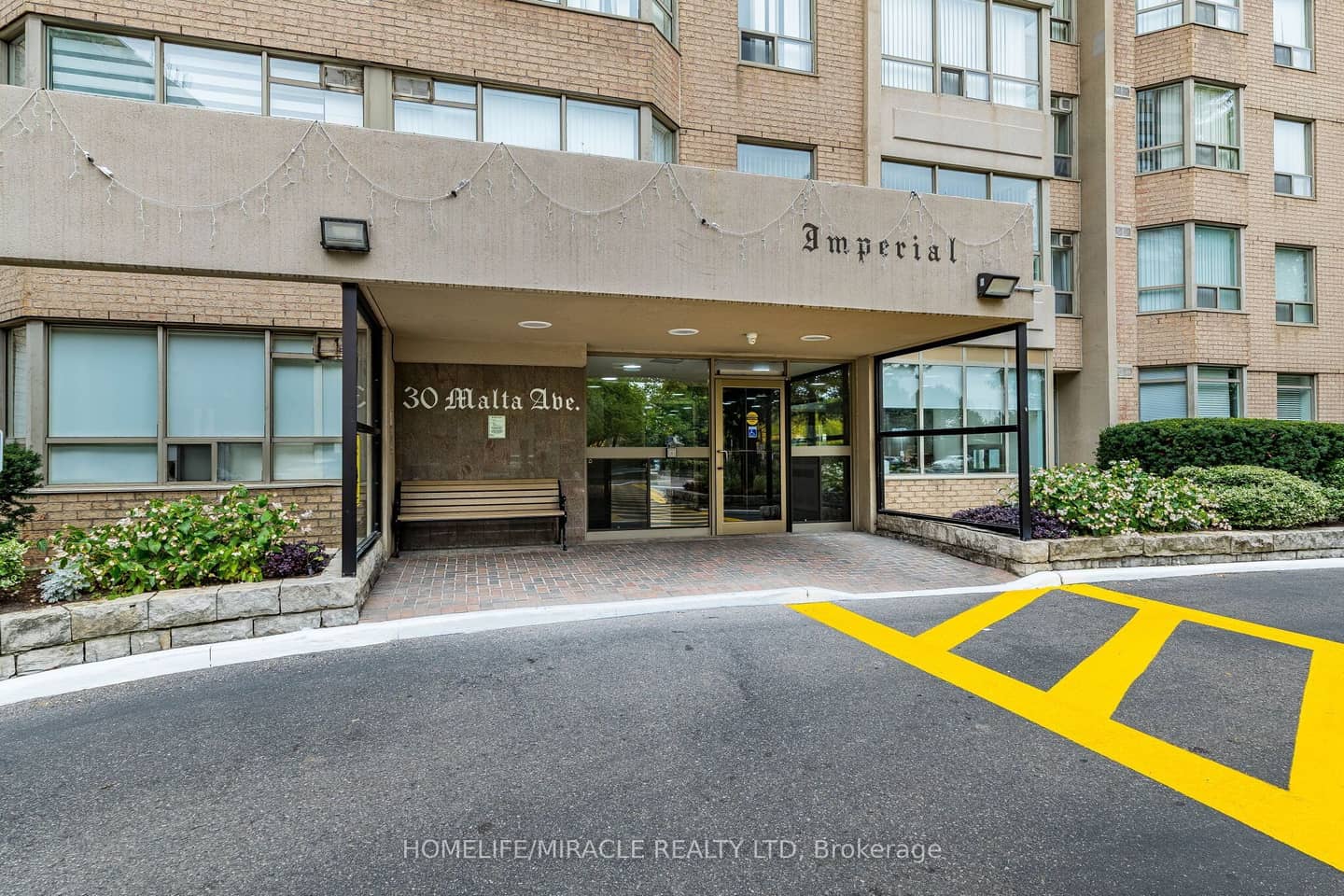 30 Malta Avenue 1809, Brampton, ON L6Y 4S5