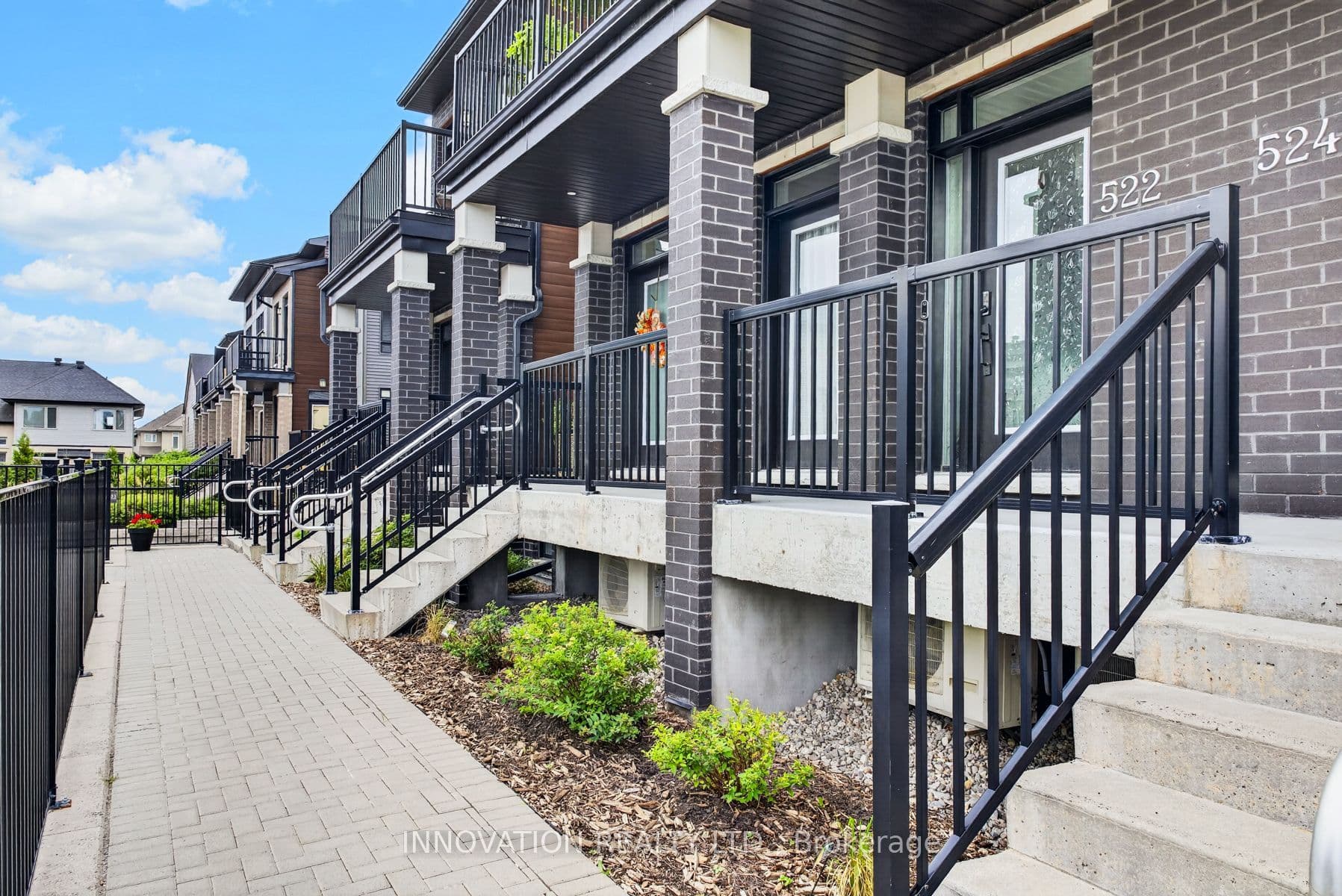 522 Crescendo Private 20, Blossom Park - Airport and Area, ON K1X 0E4