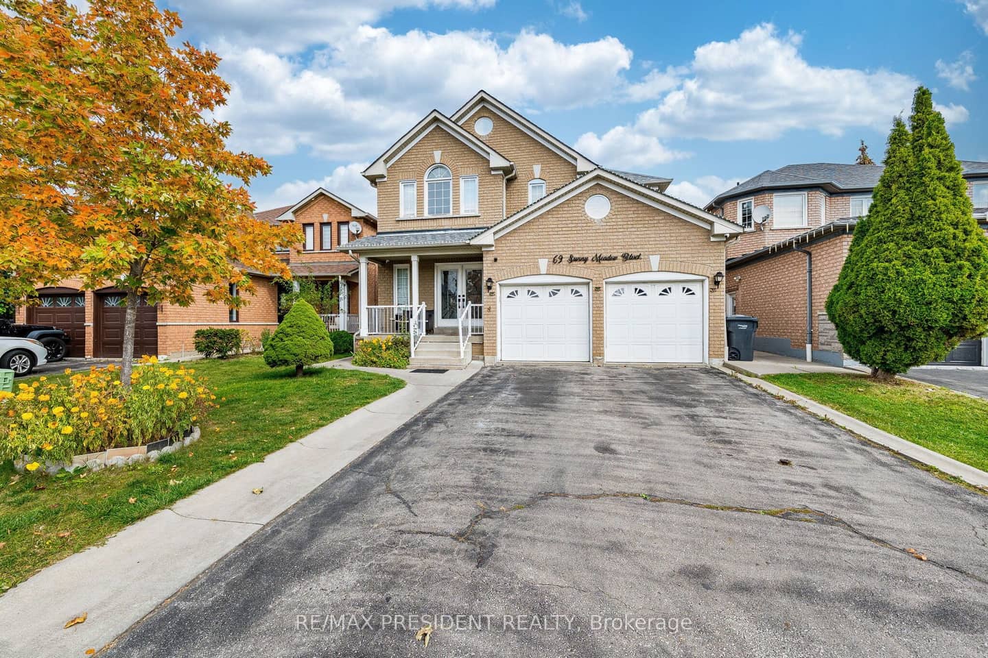 69 Sunny Meadow Boulevard, Brampton, ON L6R 1Y7