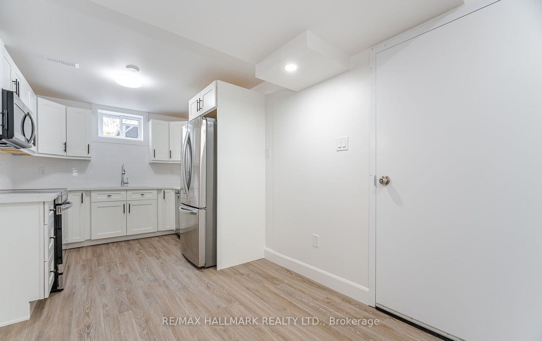 283 PORTER - LOWER LEVEL Street, Oshawa, ON L1J 1N3