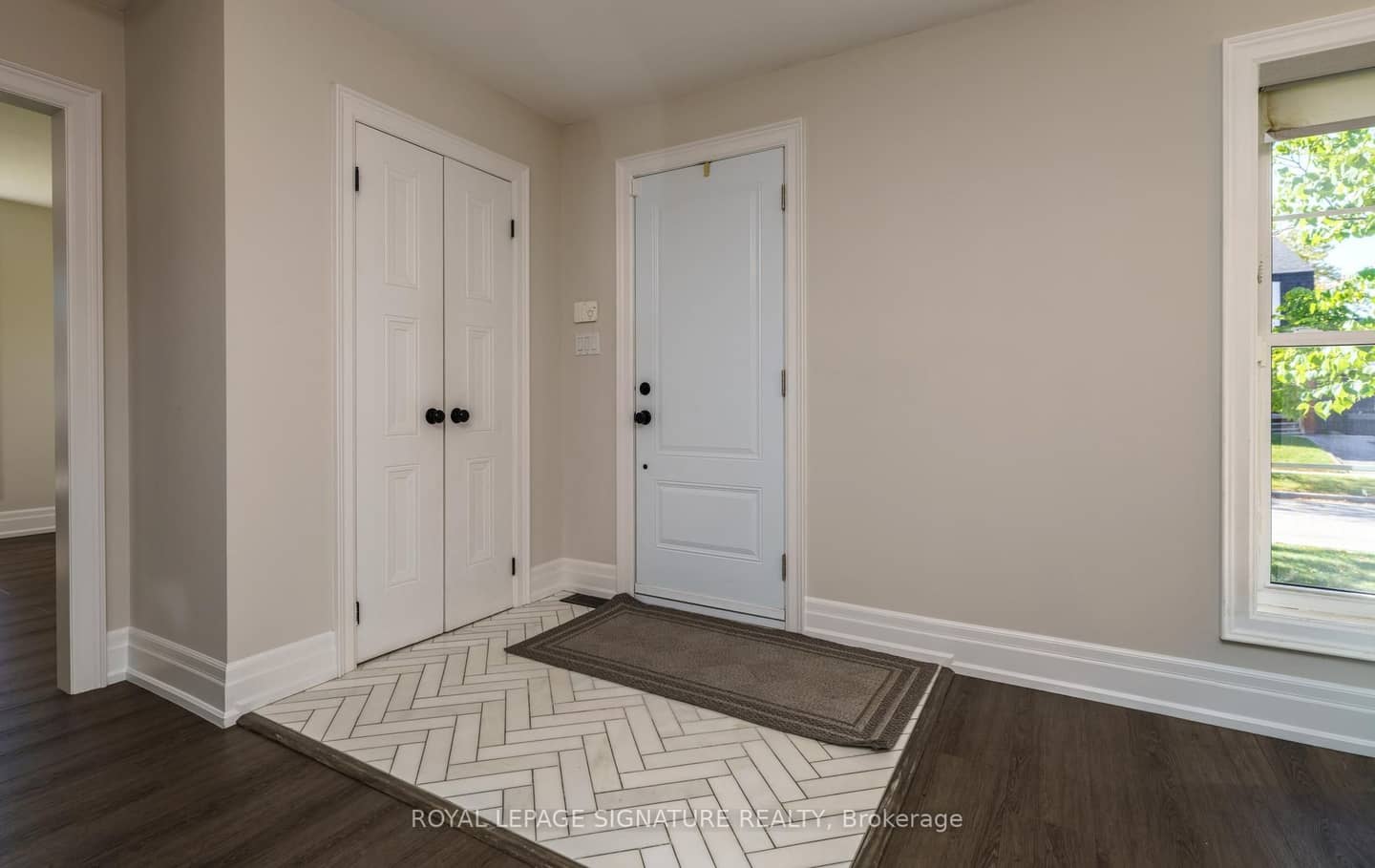 1 Kenmanor Boulevard, Toronto, ON M1W 1R4