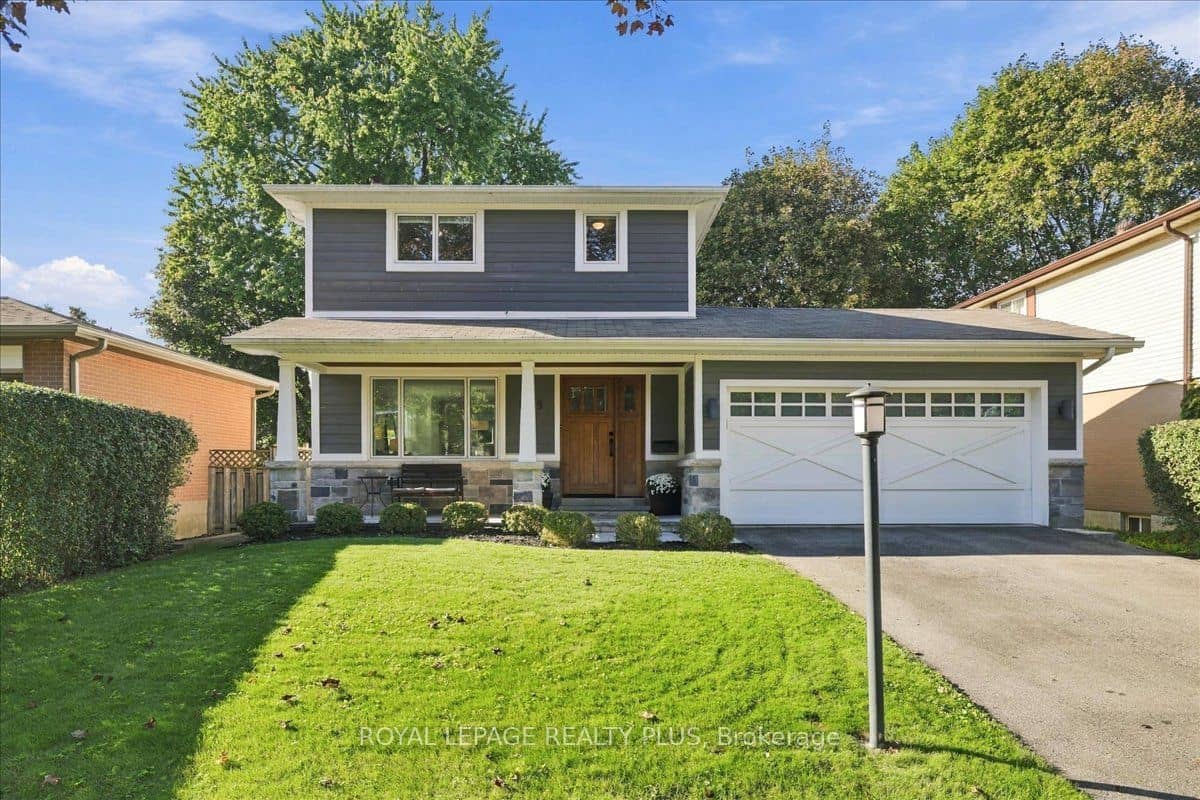 1865 Barsuda Drive, Mississauga, ON L5J 1V3