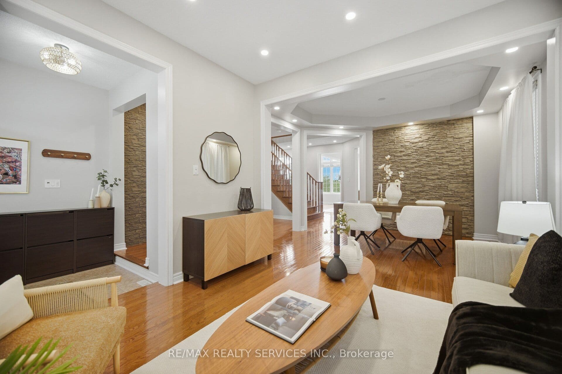 100 Southlake Boulevard, Brampton, ON L6V 4P2