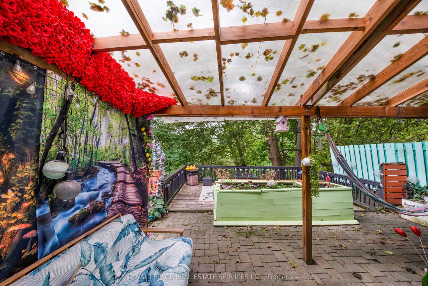 761 Kingston Road, Toronto, ON M4E 1R9