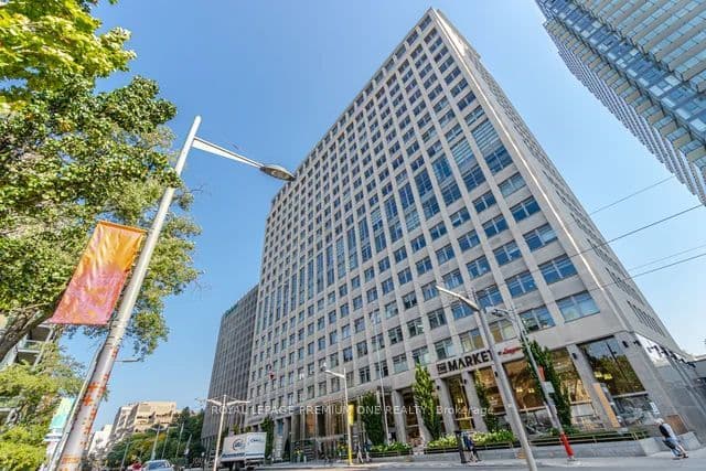 111 St Clair Avenue W 1903, Toronto, ON M4V 1N5