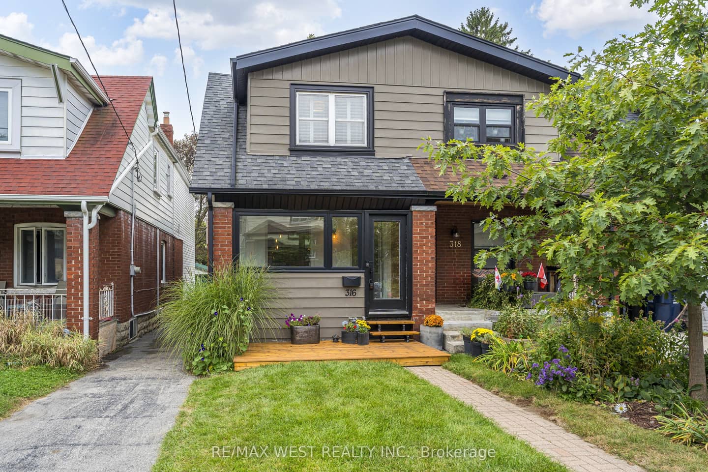 316 Monarch Park Avenue, Toronto, ON M4J 4T1