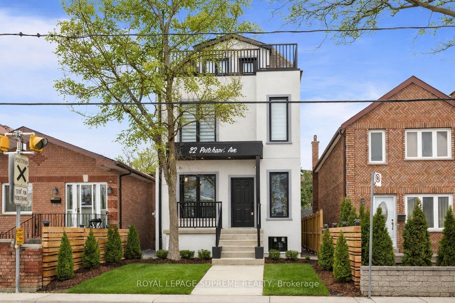 82 Pritchard Avenue, Toronto, ON M6N 1T3