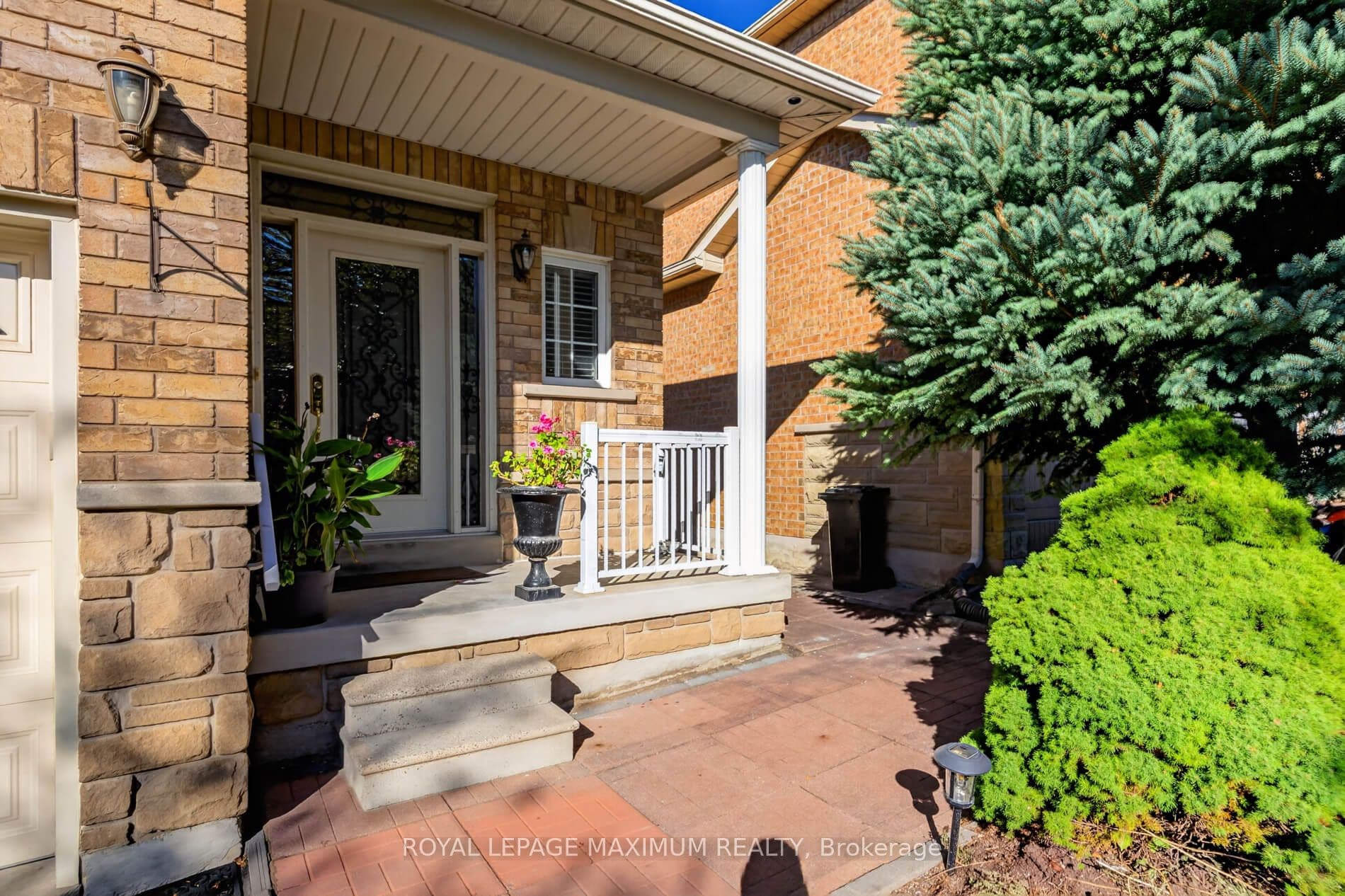 62 Diploma Avenue, Vaughan, ON L4H 3A7