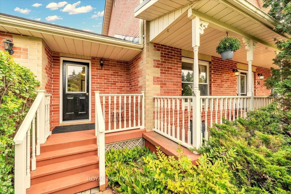 34 Audubon Way, Georgina, ON L0E 1A0