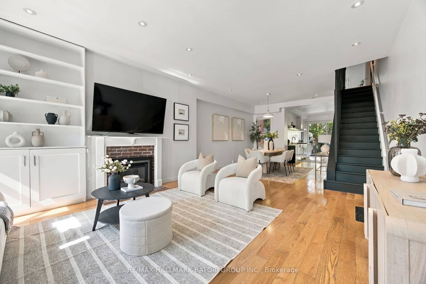 128 Wells Street, Toronto, ON M5R 1P4