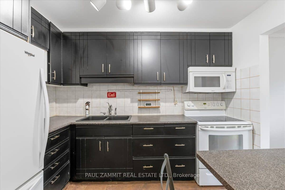 42 Nicholson Way, Markham, ON L3T 5B6