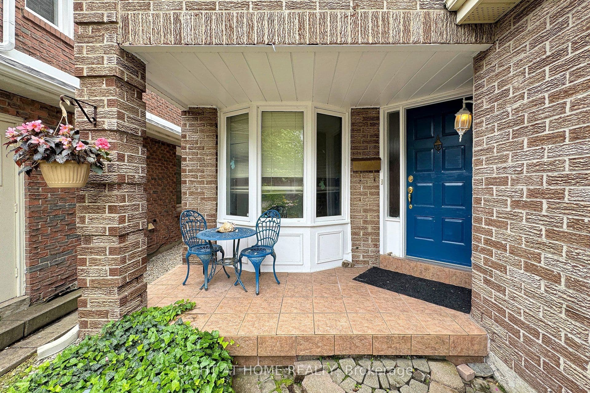 103 Heatherton Way, Vaughan, ON L4J 3E7