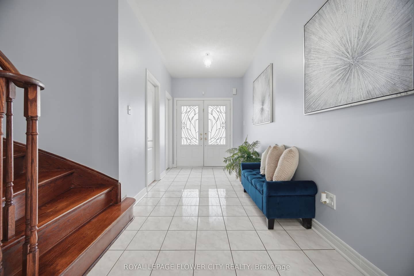 39 Hadfield Circle, Brampton, ON L6R 0N6