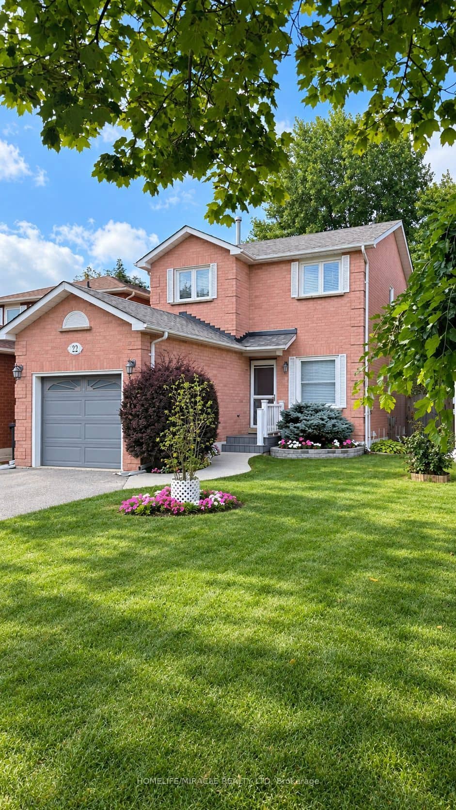 22 Murdoch Drive, Brampton, ON L6X 3Y2