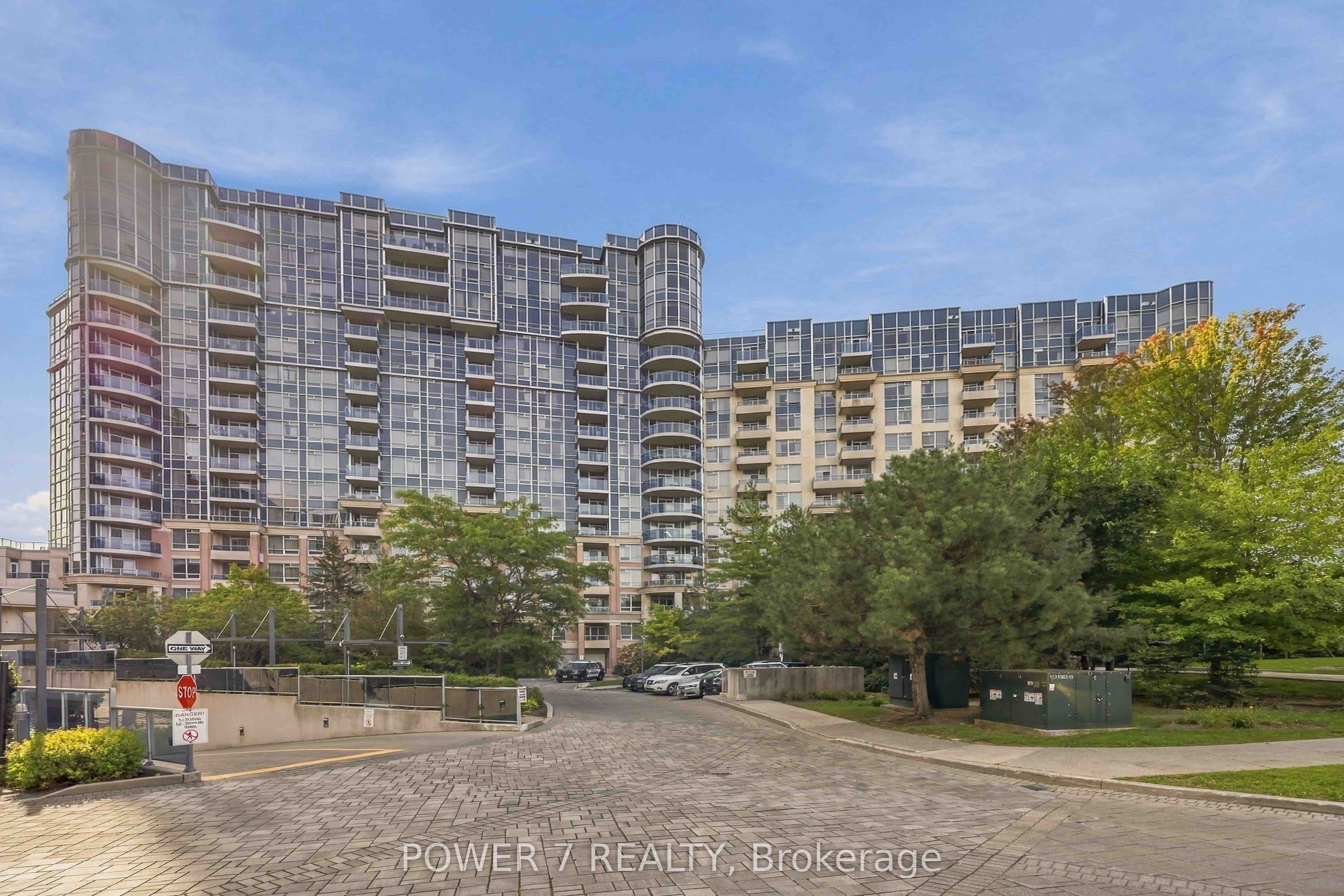 23 Cox Boulevard 1179, Markham, ON L3R 4G1