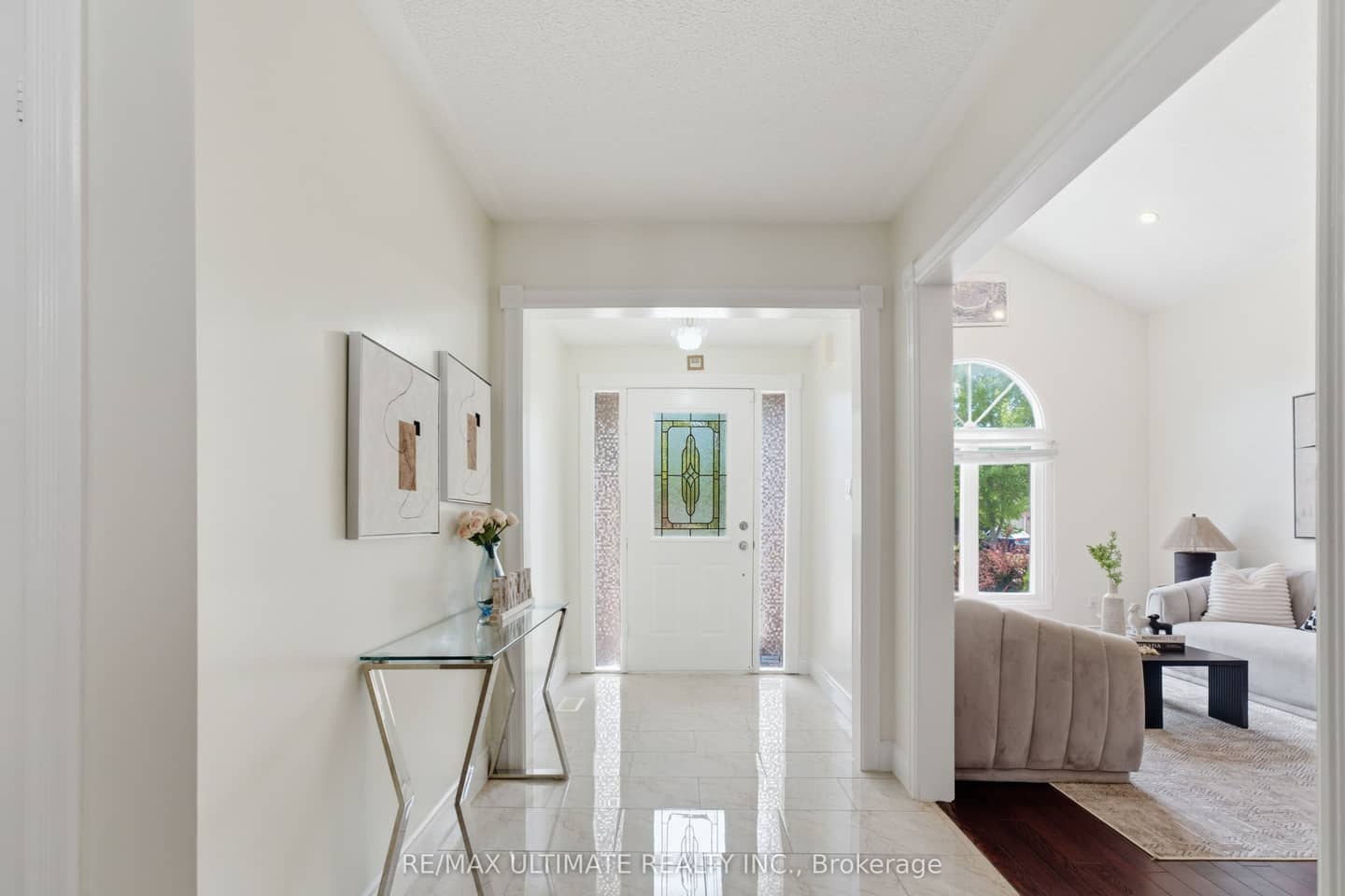 872 Corbetts Road, Oshawa, ON L1K 2E1