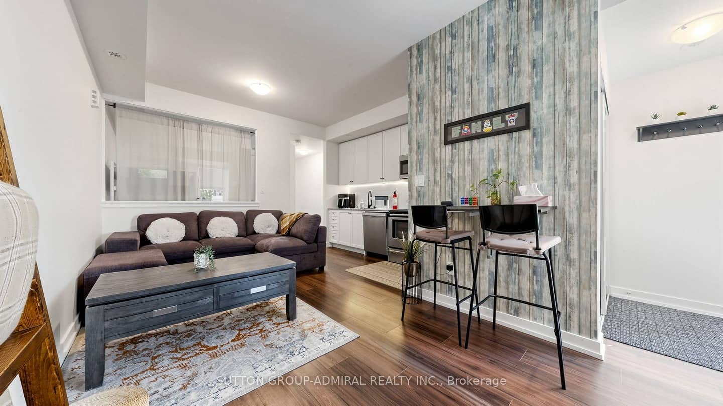 869 Wilson Avenue 14, Toronto, ON M3K 0A4
