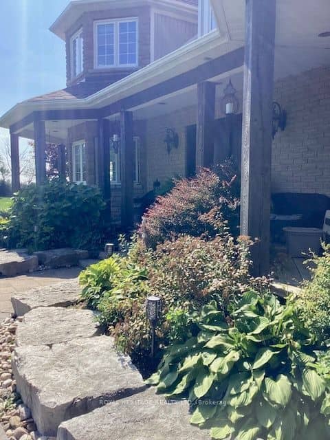 4250 Simcoe Street N, Oshawa, ON L1H 0R6
