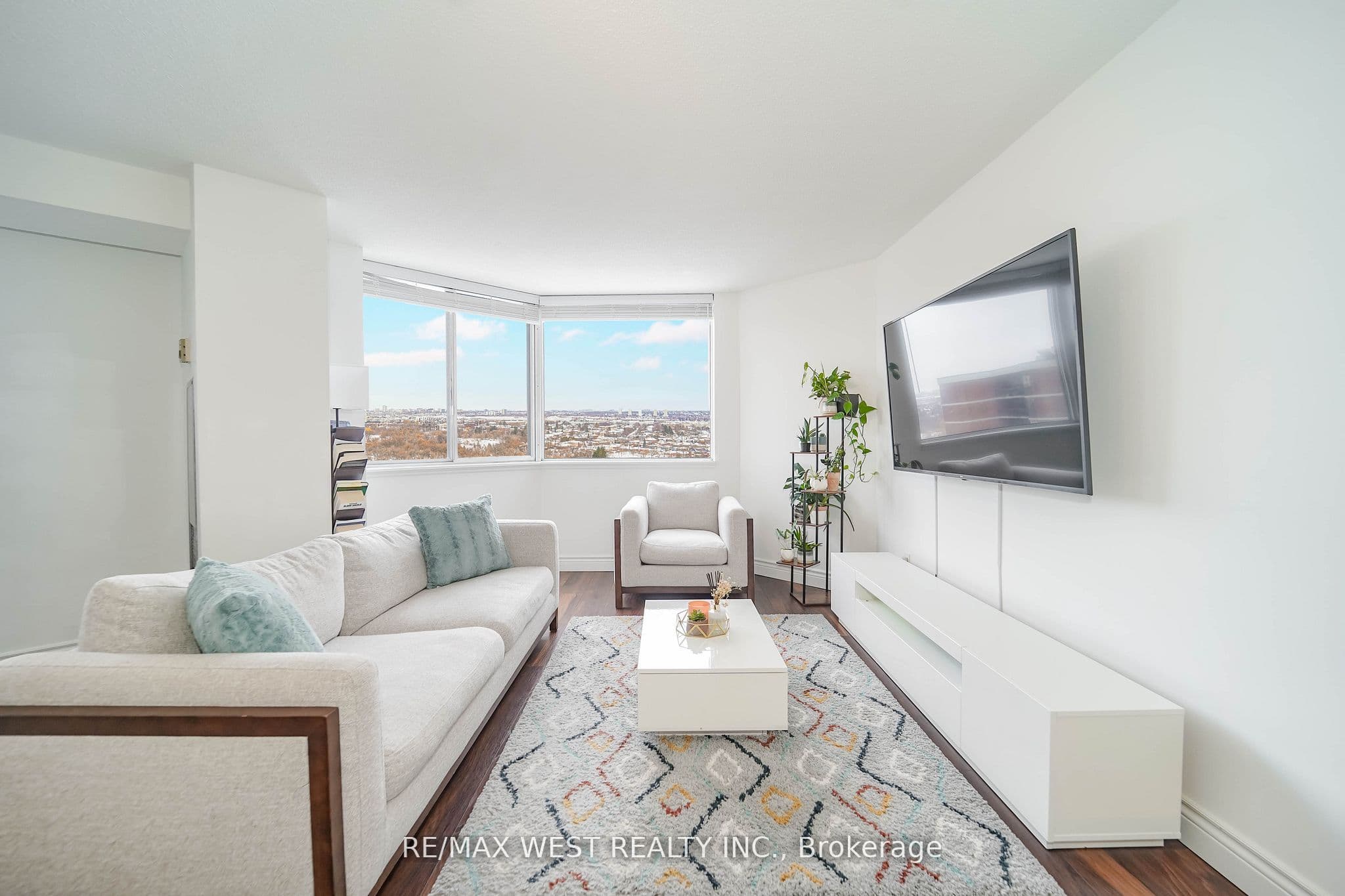 234 Albion Road PH10, Toronto, ON M9W 6A7