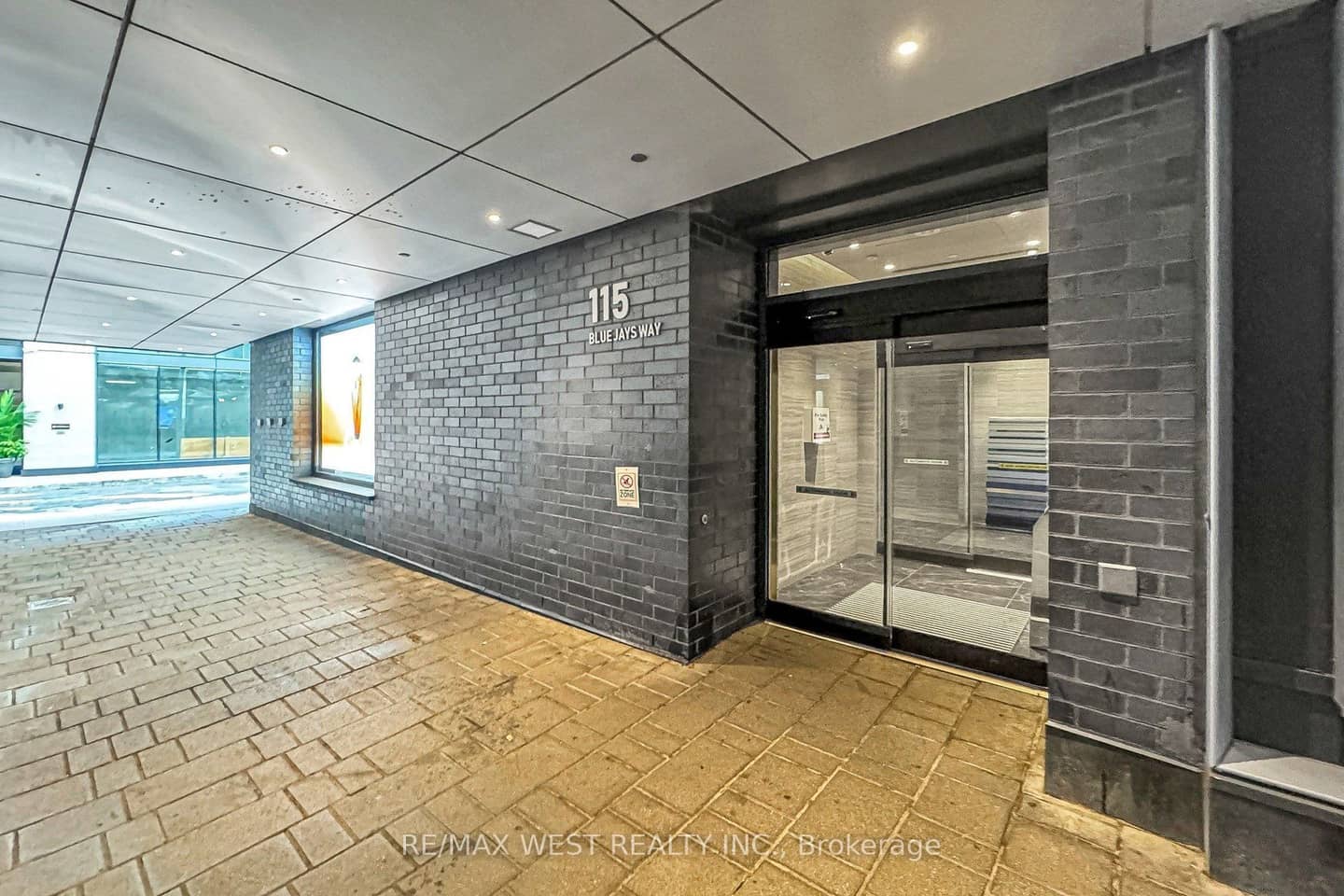 115 Blue Jays Way 4507, Toronto, ON M5V 0N4