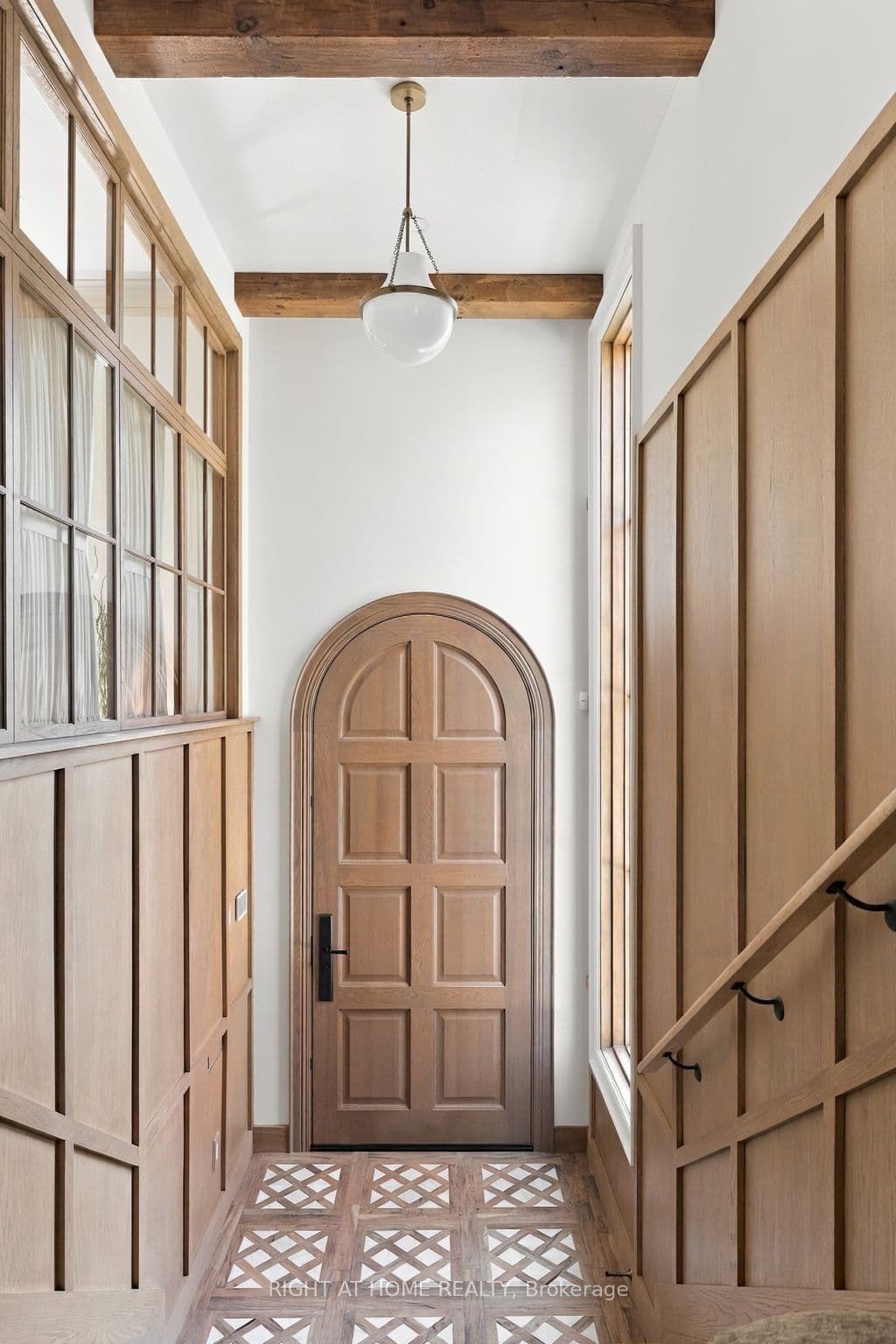 144 Old Orchard Grove, Toronto, ON M5M 2E3