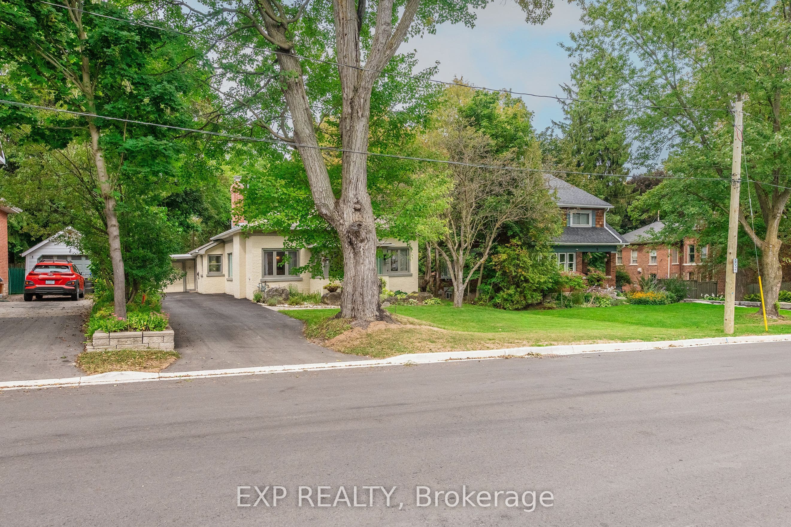7 Third Avenue, Orangeville, ON L9W 1G8
