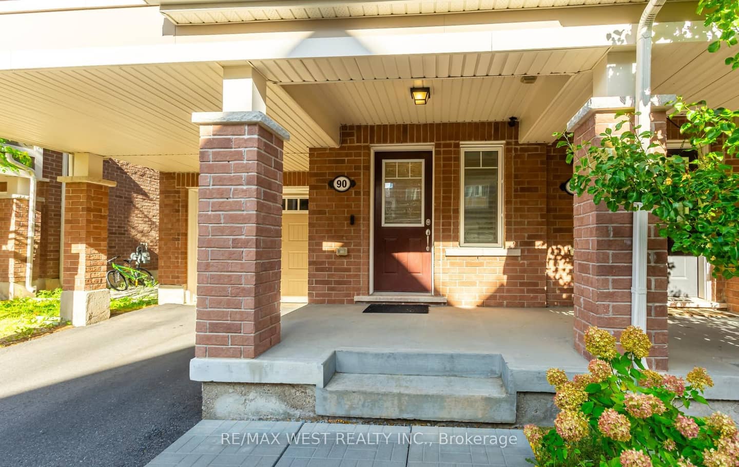 1000 Asleton Boulevard 90, Milton, ON L9T 9L6