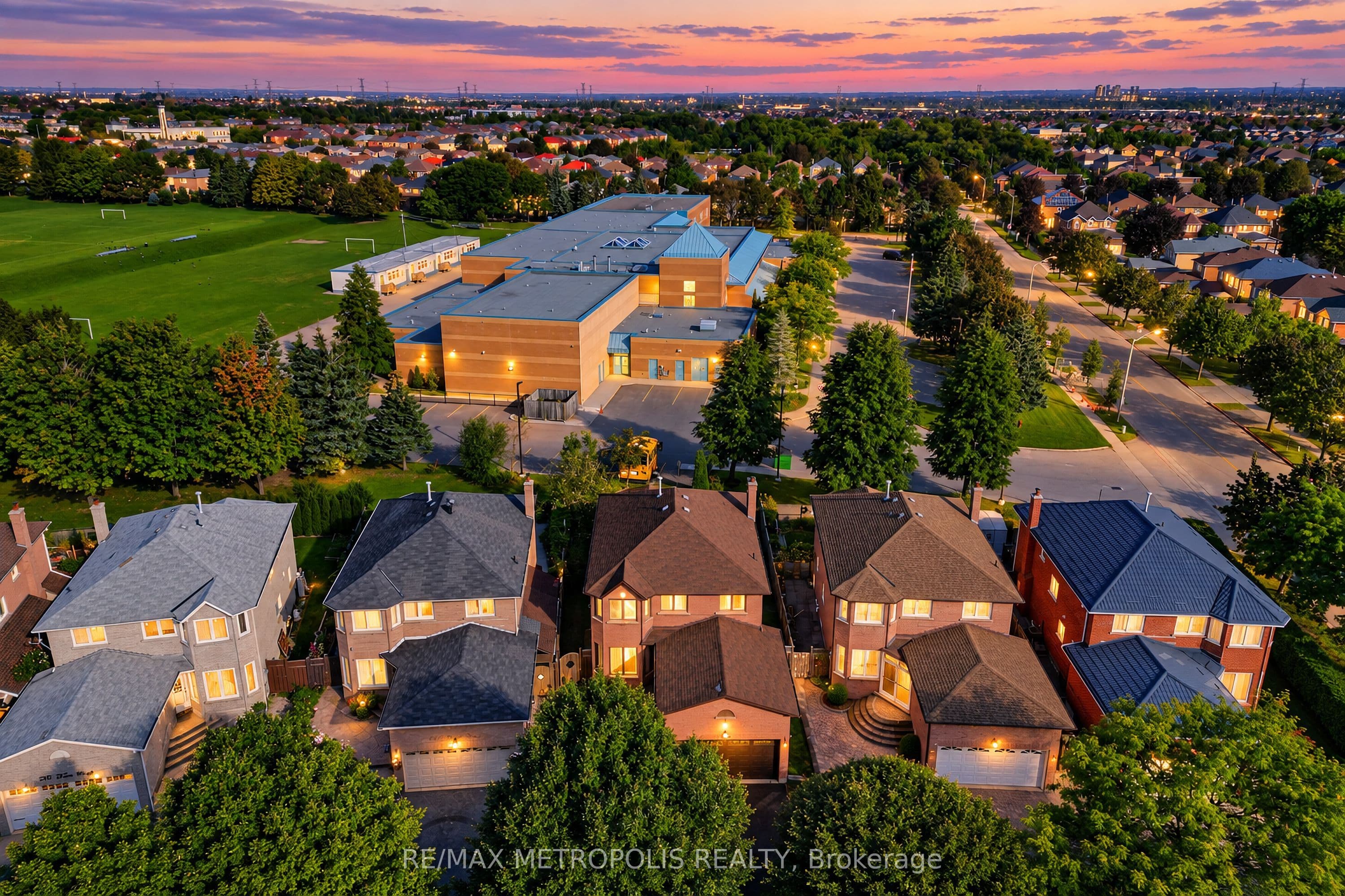 214 Elson Street, Markham, ON L3S 3B9